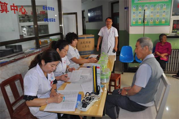星火機床職工醫院為職工居民送來健康大禮包 星火機床職工醫院為職工居民送來健康大禮包