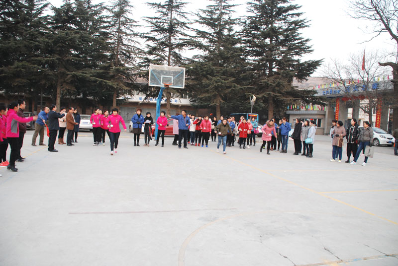 歡聲笑語慶三八 趣味活動展風采 歡聲笑語慶三八 趣味活動展風采