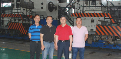 鴻海龍公司總經理來星火機床公司考察訂貨 鴻海龍公司總經理來星火機床公司考察訂貨