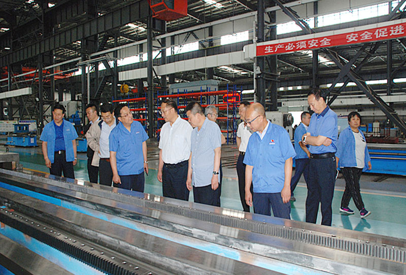 甘肅省國資委副主任李勇來星火機床公司調研