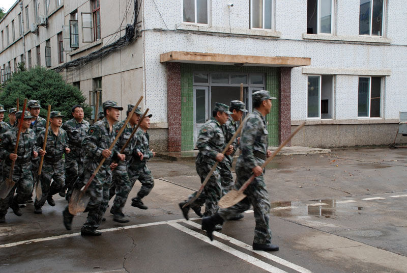 星火機床公司開展防汛演練 星火機床公司開展防汛演練