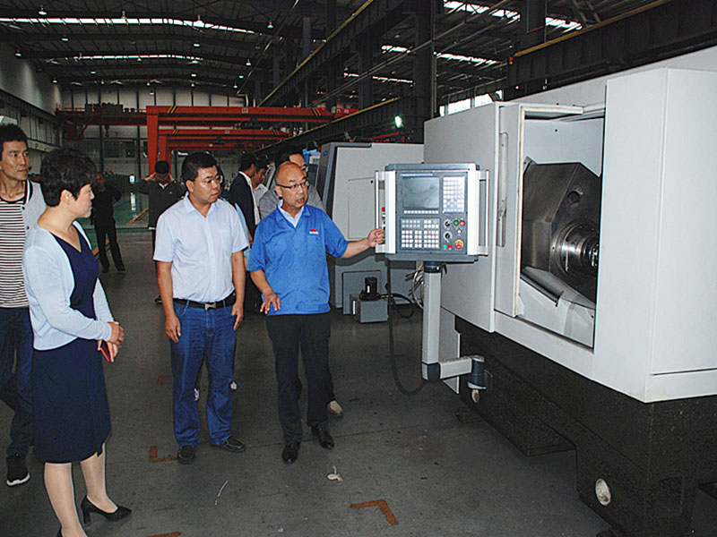 甘肅省委財辦調研組來星火機床公司調研 甘肅省委財辦調研組來星火機床公司調研