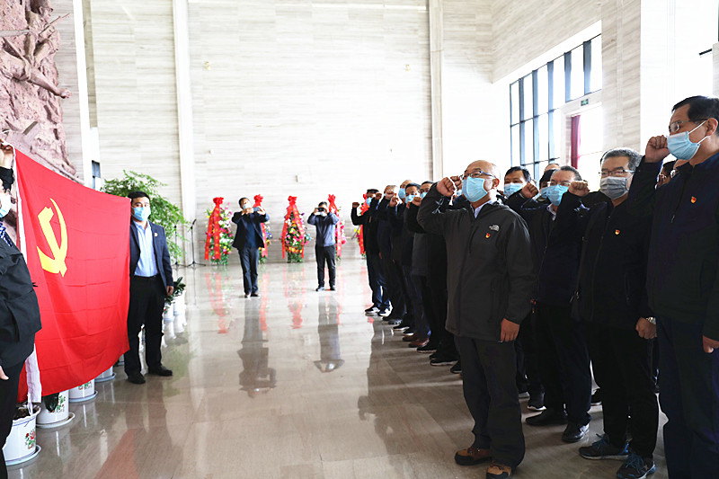 星火機(jī)床公司舉辦踐行初心使命學(xué)習(xí)班 星火機(jī)床公司舉辦踐行初心使命學(xué)習(xí)班