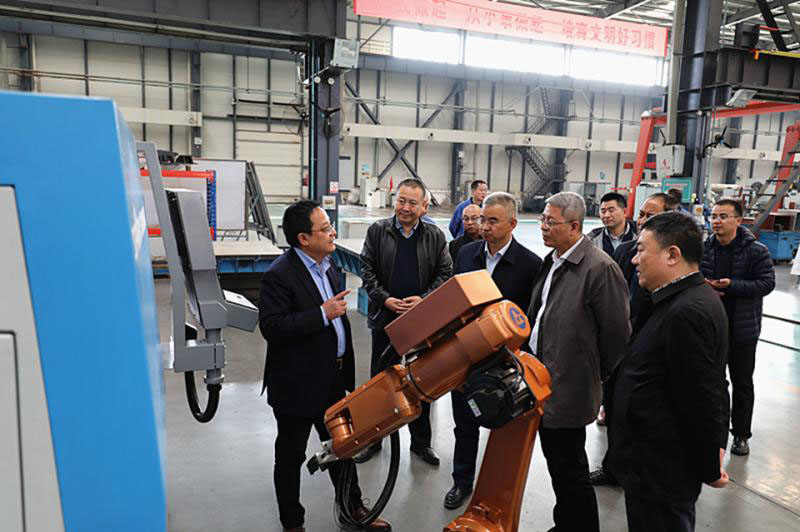 中國(guó)一重 上海中核浦原公司領(lǐng)導(dǎo)考察星火機(jī)床 中國(guó)一重 上海中核浦原公司領(lǐng)導(dǎo)考察星火機(jī)床