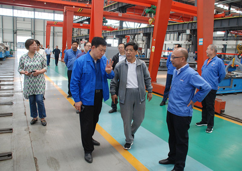 甘肅省工信廳領導來星火機床公司調研 甘肅省工信廳領導來星火機床公司調研