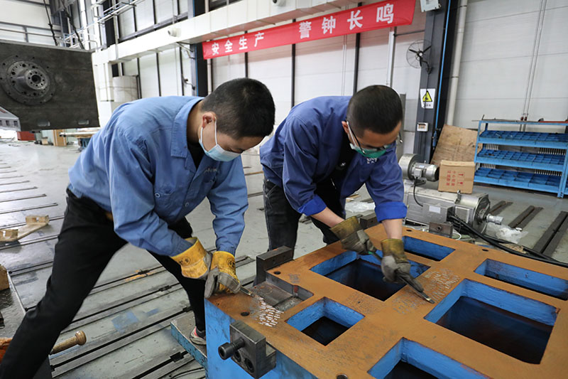 實字當頭 干字為先 清明假期他們這樣過 實字當頭 干字為先 清明假期他們這樣過