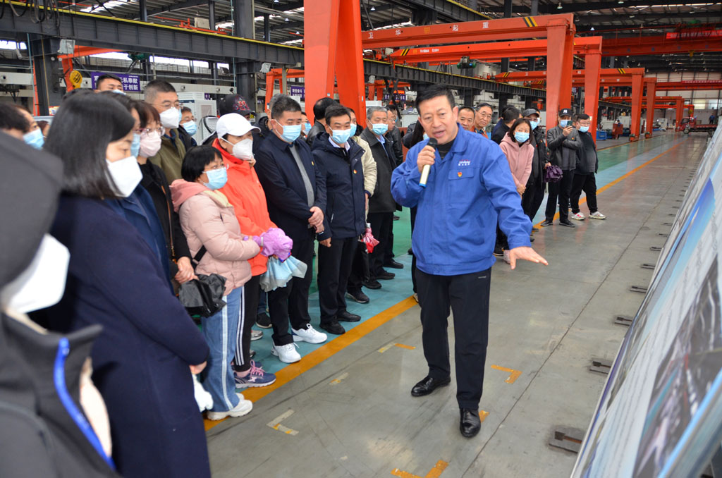 省直機關近百名縣處級干部參觀星火公司 省直機關近百名縣處級干部參觀星火公司