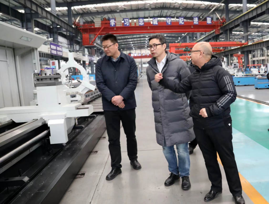 市政府副秘書(shū)長(zhǎng)汪曉春來(lái)公司調(diào)研