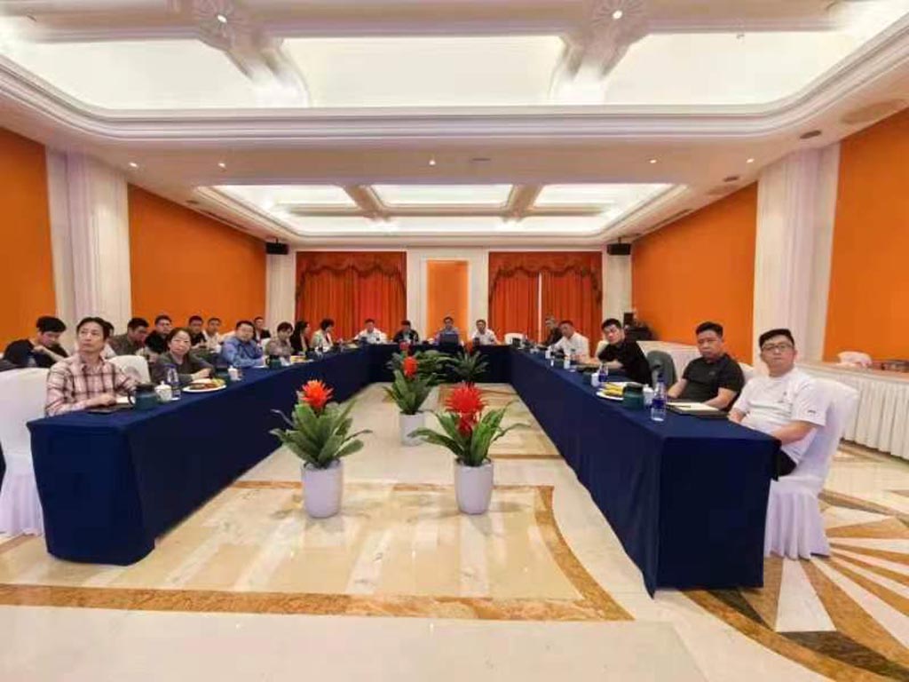 星火機床集團公司召開南方地區經銷商座談會