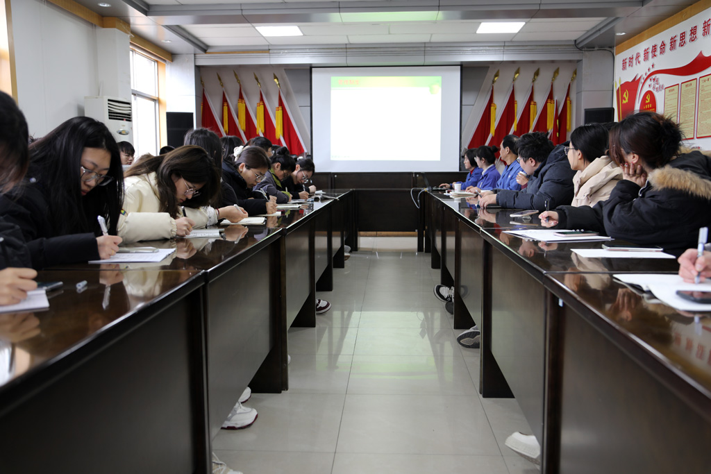 蘭州理工大學學生來星火數(shù)控公司實習