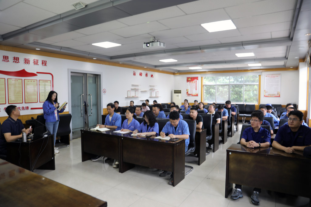 星火數控公司開展“共建共享 健康甘肅”健康科普培訓活動 星火數控公司開展“共建共享 健康甘肅”健康科普培訓活動