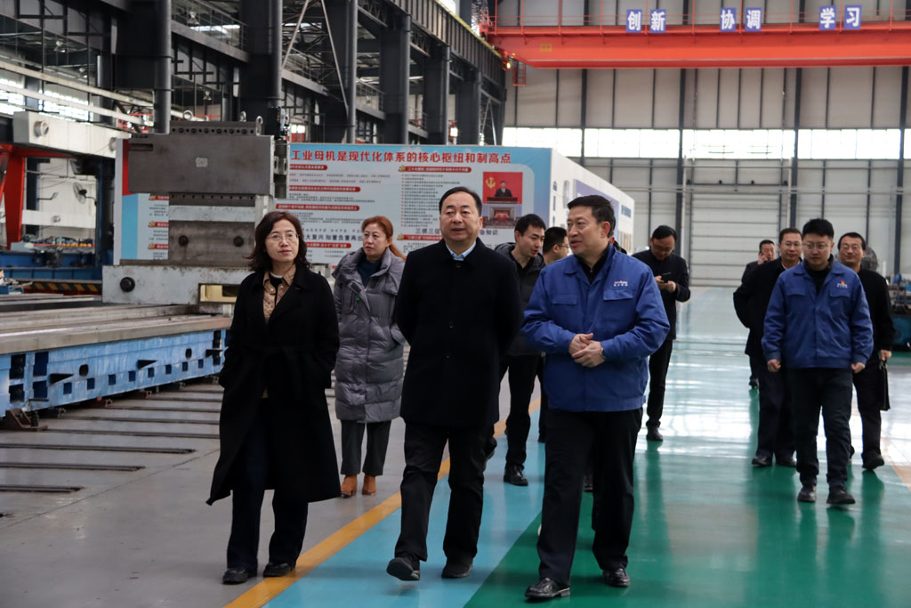 國研智庫調研組蒞臨星火數控公司調研 國研智庫調研組蒞臨星火數控公司調研