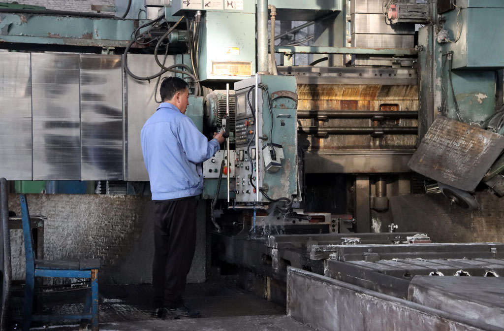 春意漸濃開(kāi)工早 奮楫爭(zhēng)先譜新篇